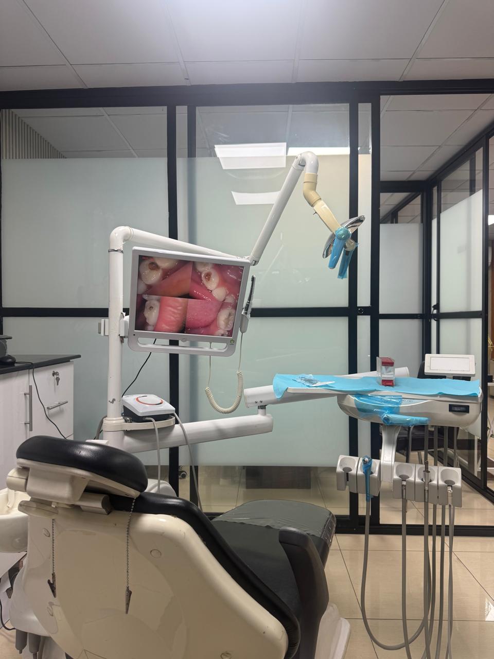 Dental Specialists clinic DHA Phase 6 Lahore
