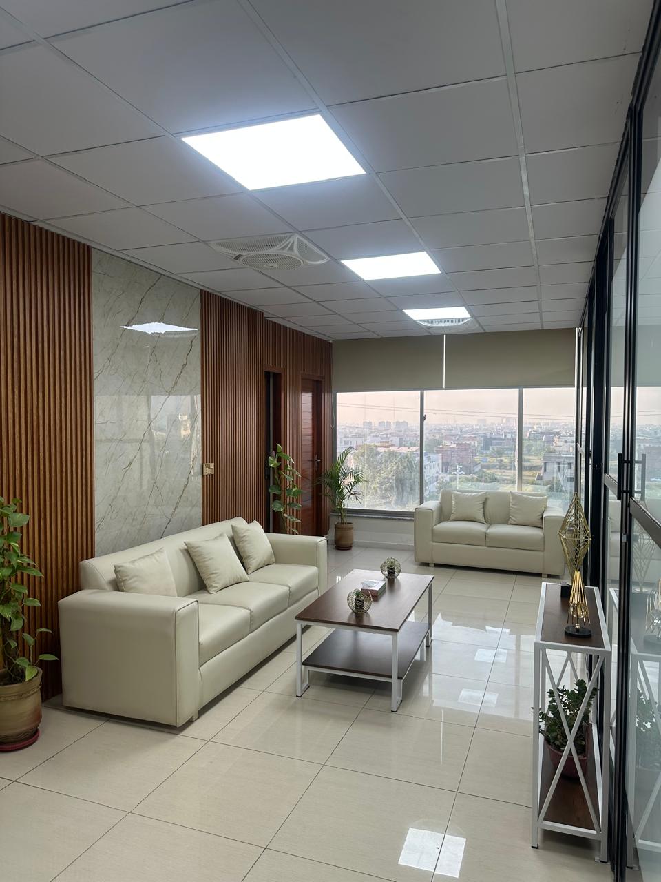 Dental Specialists reception and waiting area